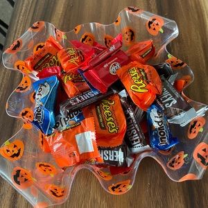 Set of 2 Halloween Pumpkin Ruffle Bowls